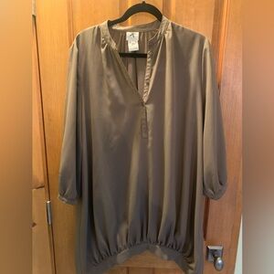 Neutral sack dress